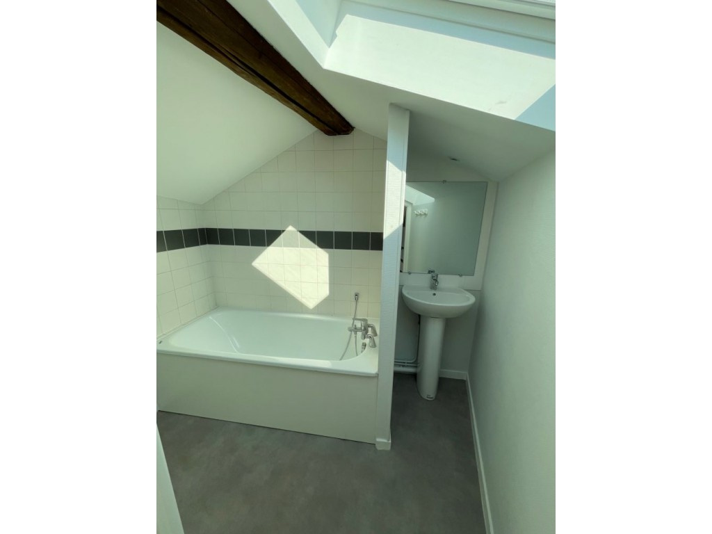 Appartement F3 - NANCY *