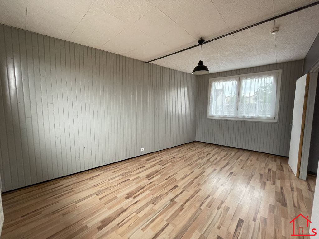 Appartement F2 1er étage à DIEULOUARD