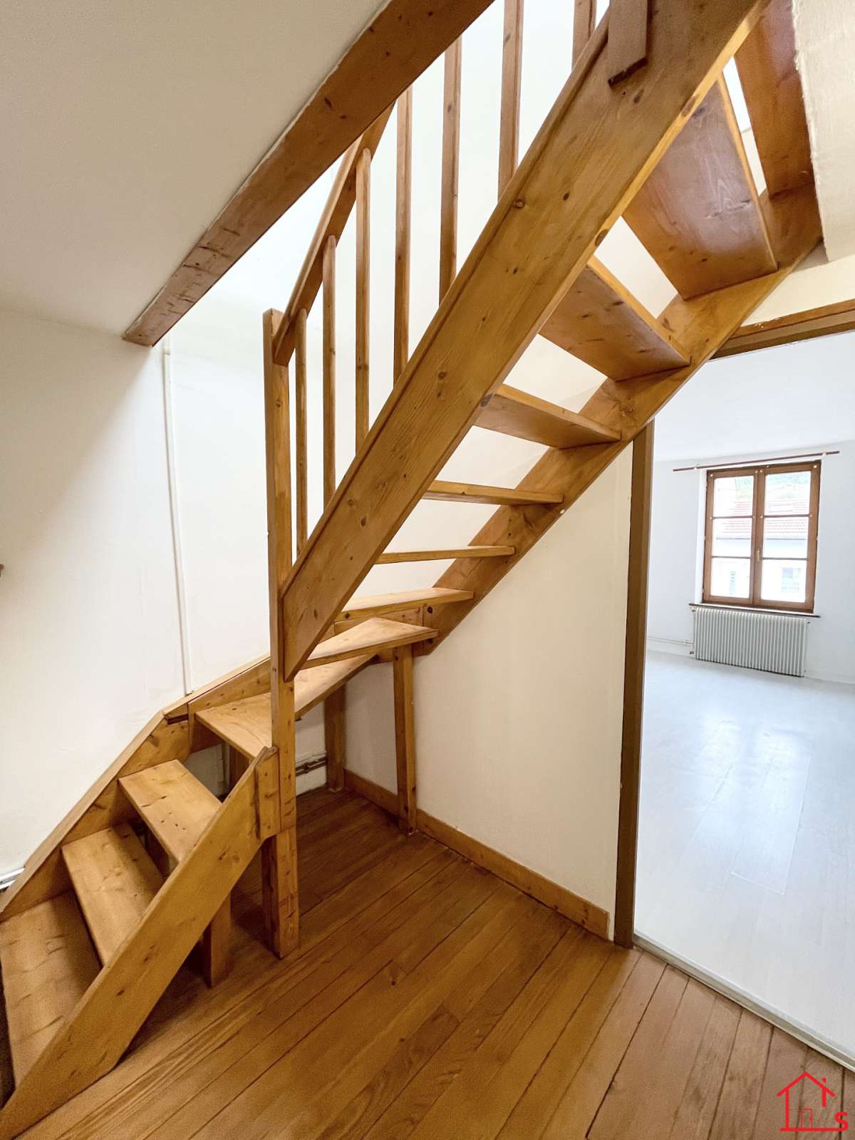Appartement triplex à MARBACHE