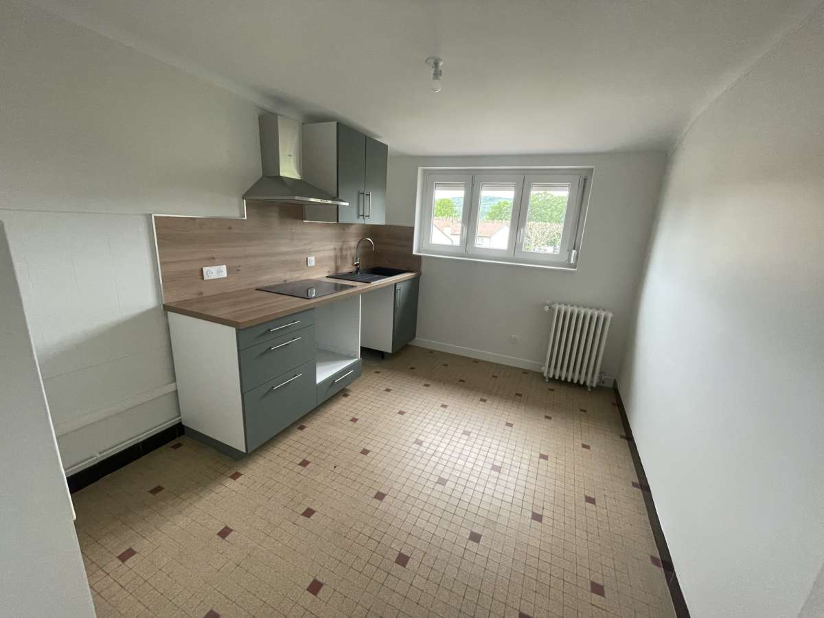 Appartement F2 - PONT A MOUSSON*