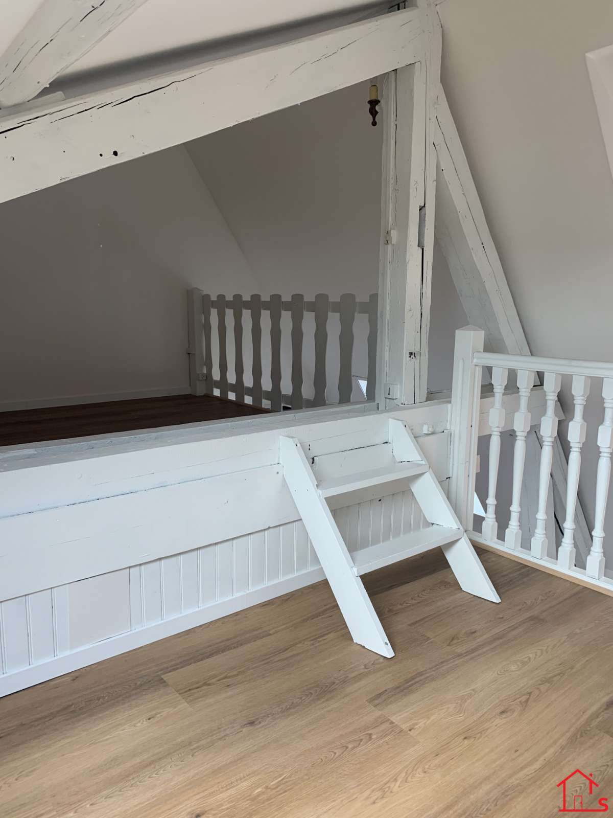 Studio rénové avec mezzanine à PONT-A-MOUSSON