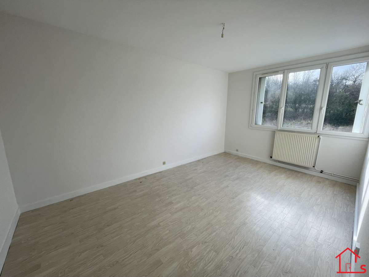 Appartement F3 avec jardin DIEULOUARD*