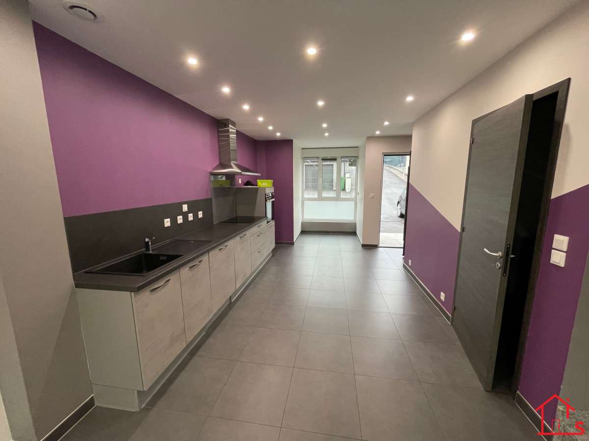 Maison F5 - MARBACHE*