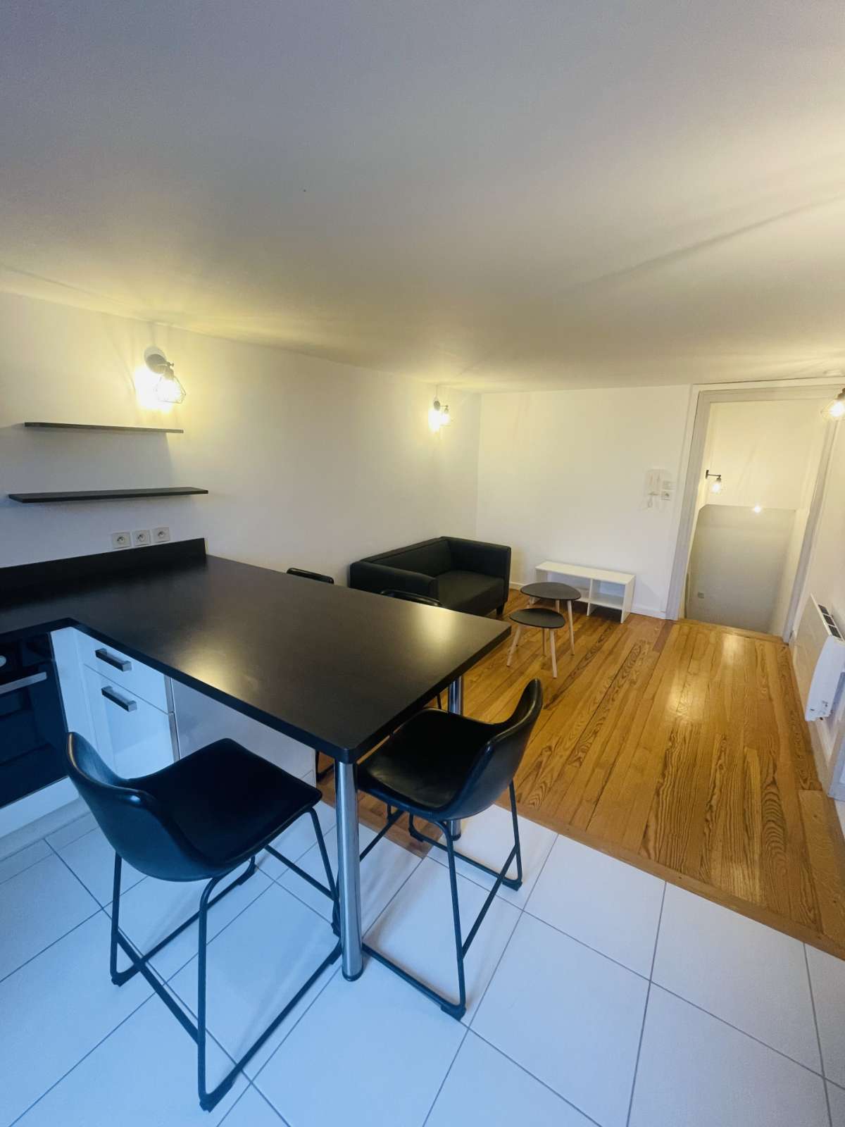 Appartement F2 meublé - CHAMPIGNEULLES*