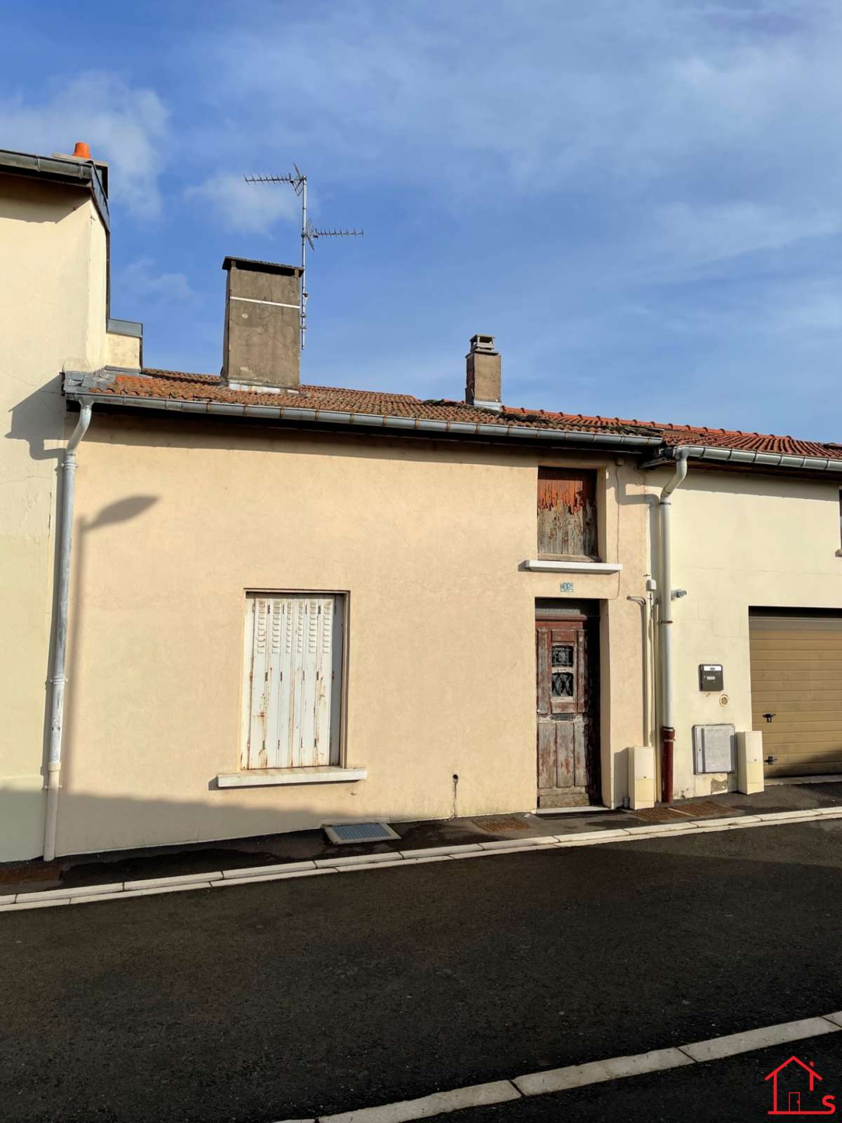 Maison 2 pièces 60 m2 à renover entierement