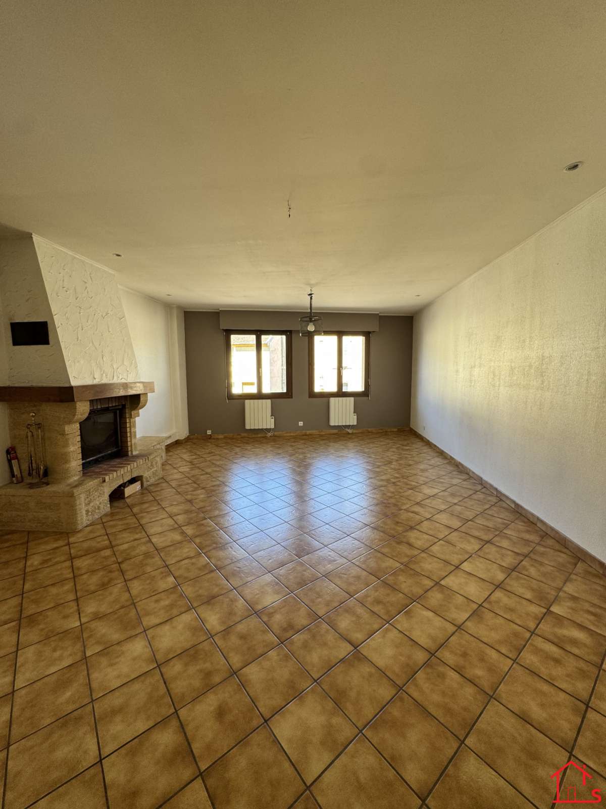 Appartement F4 - BELLEVILLE