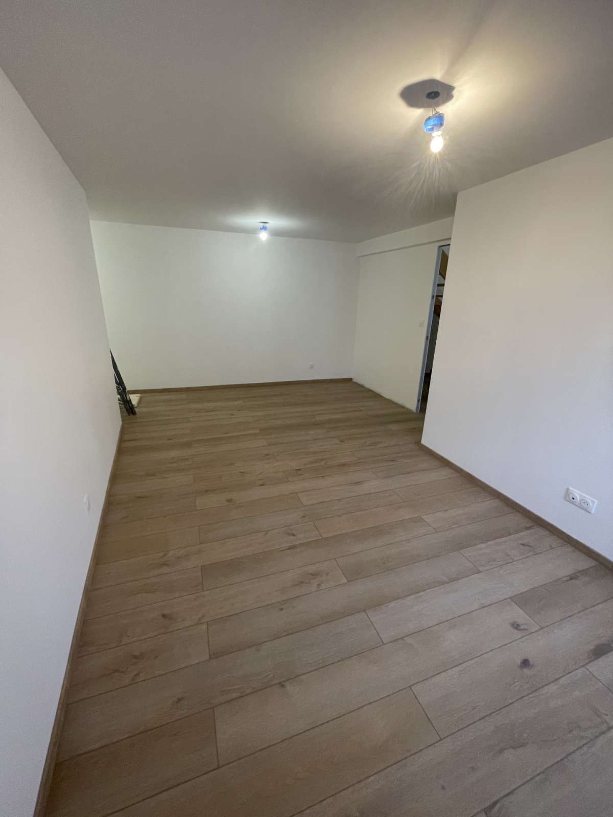 Maison F5 - AUTREVILLE SUR MOSELLE *