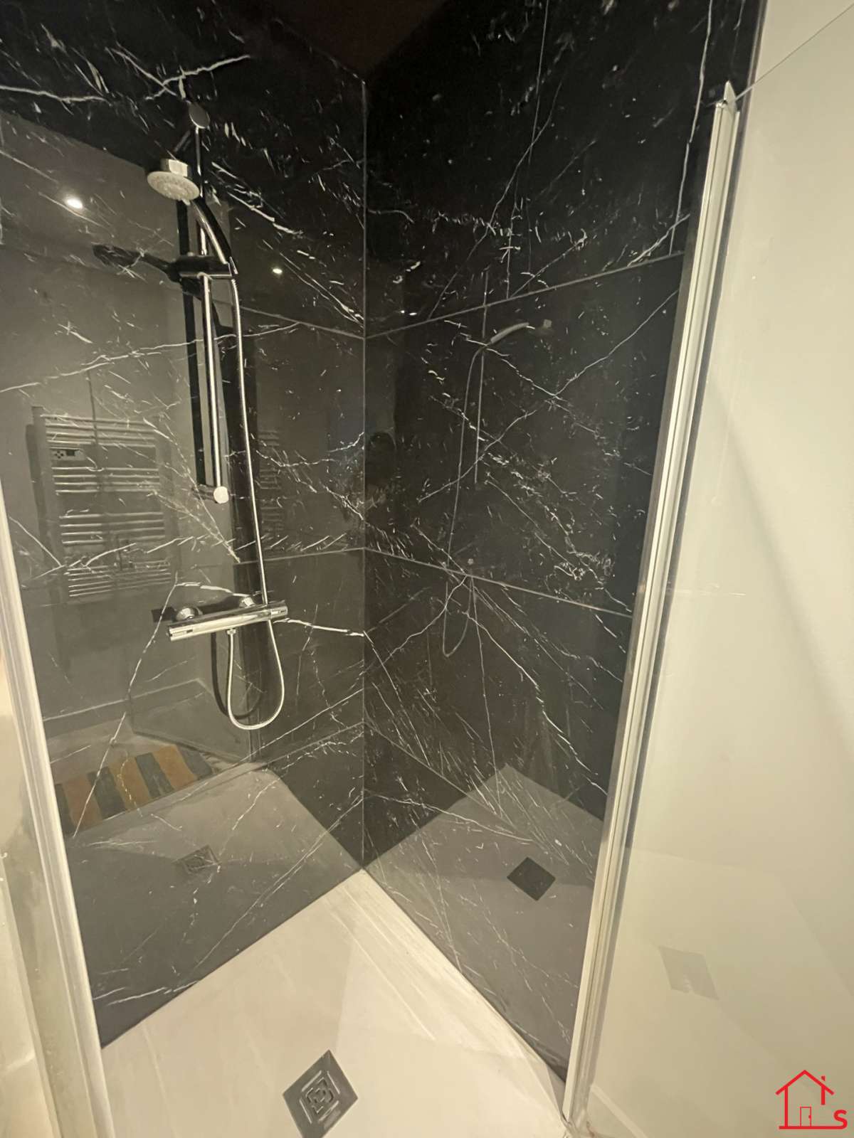 Appartement F2 neuf et meublé NANCY *