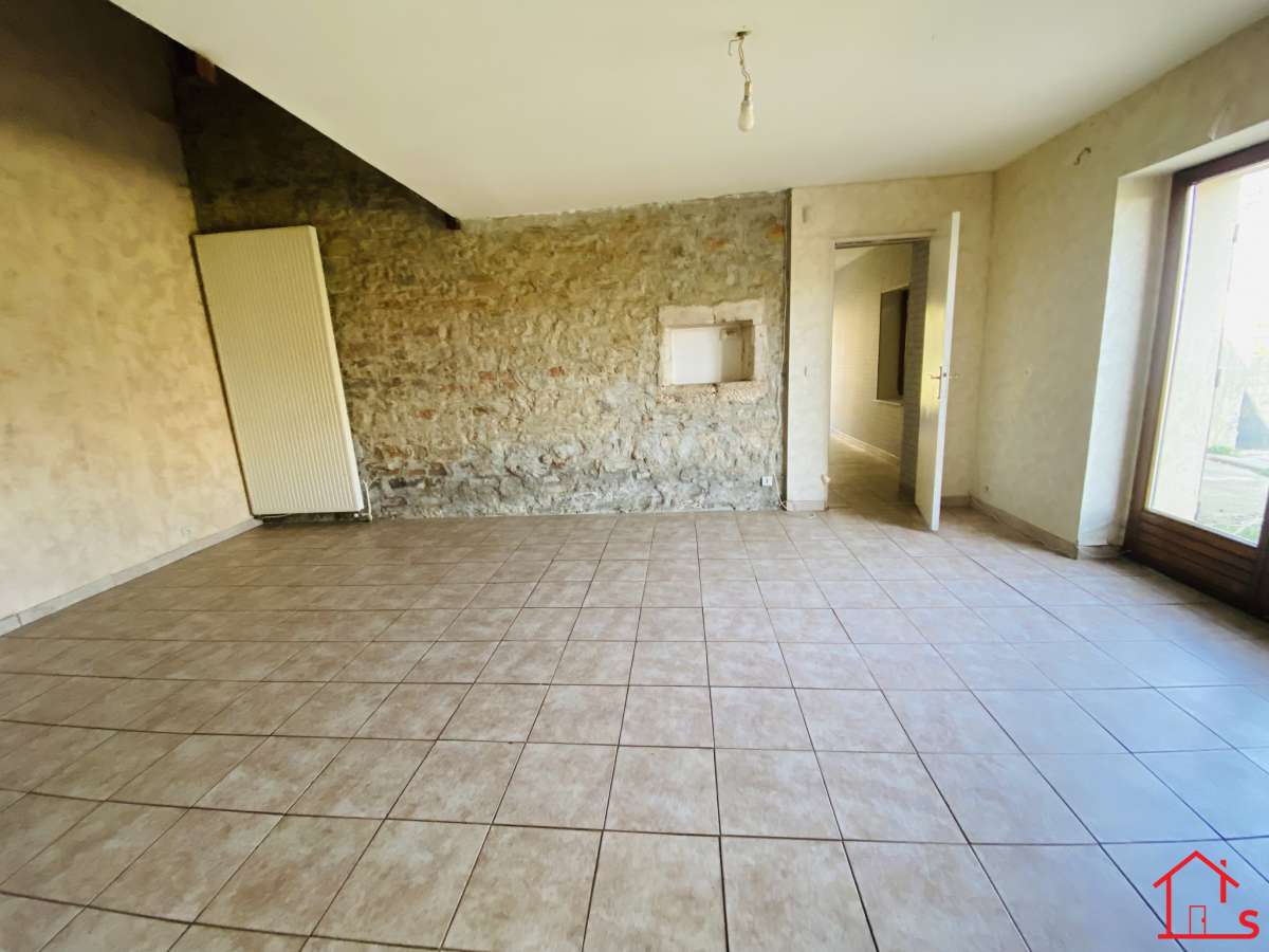 APPARTEMENT EN DUPLEX AVEC JARDIN
