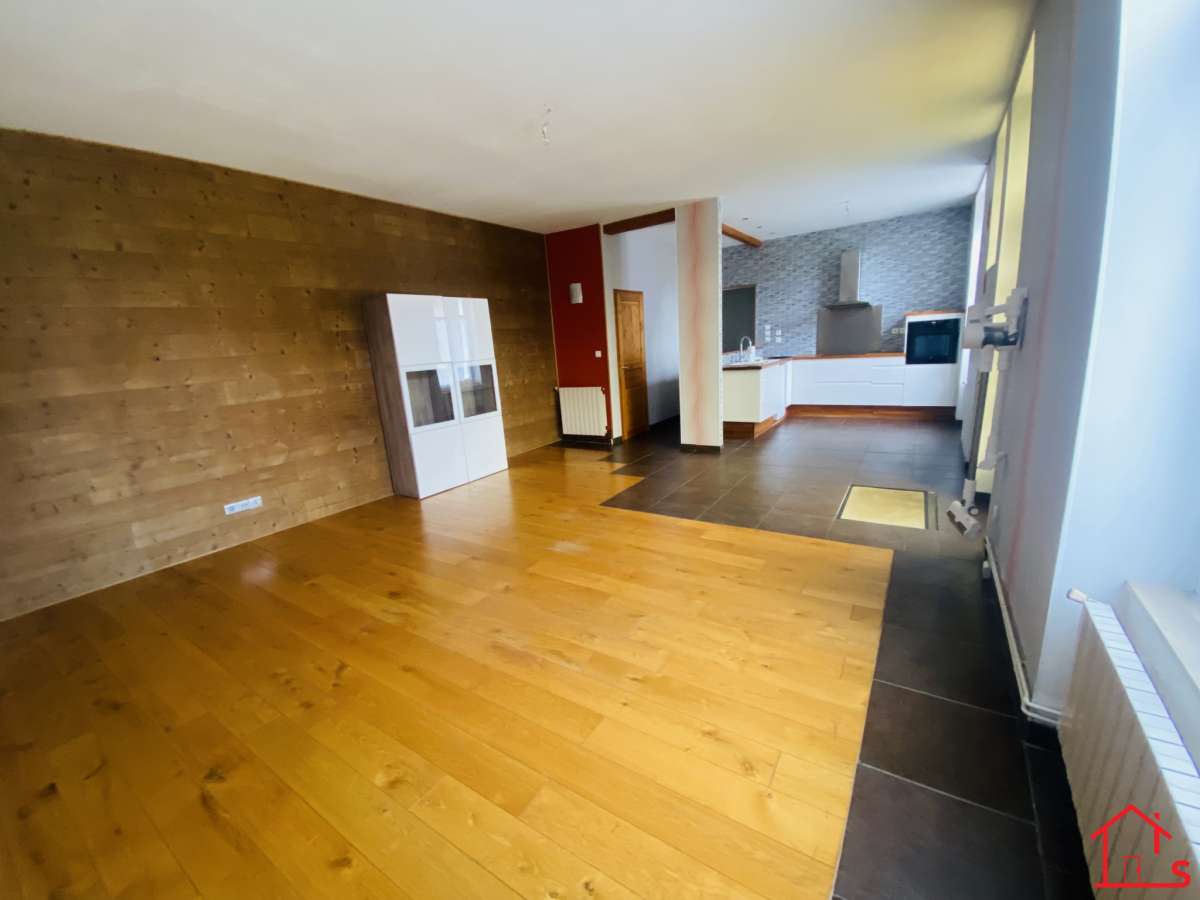 Maison/Appartement à Dieulouard 125 m2 avec jardin et garages