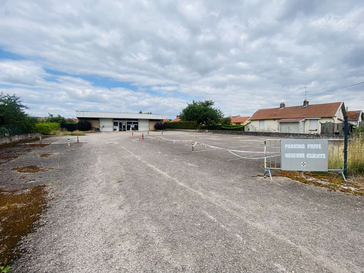 Local commercial 800 m2   Blénod-lès-Pont-à-Mousson (centre)