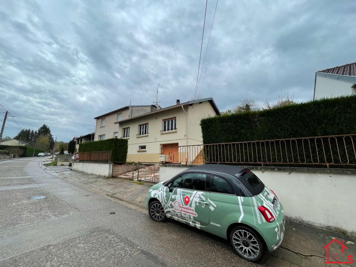 Maison sur sous-sol complet avec grand jardin