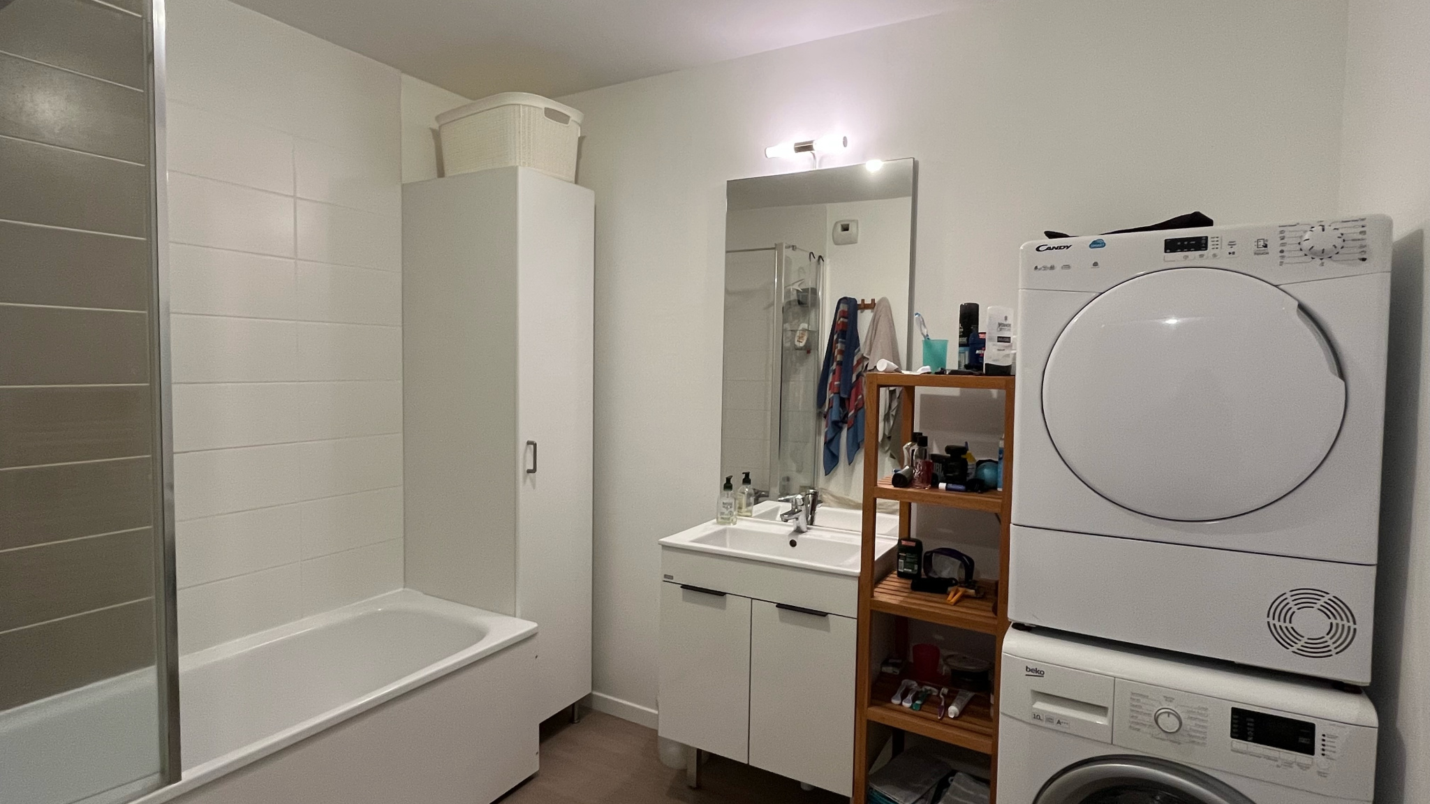 Appartement F5 - LANEUVEVILLE *