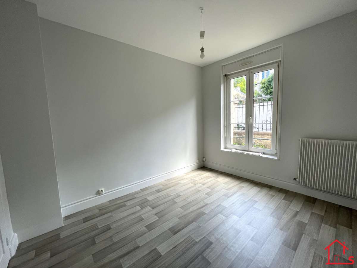 Appartement F2 en tres bon état général