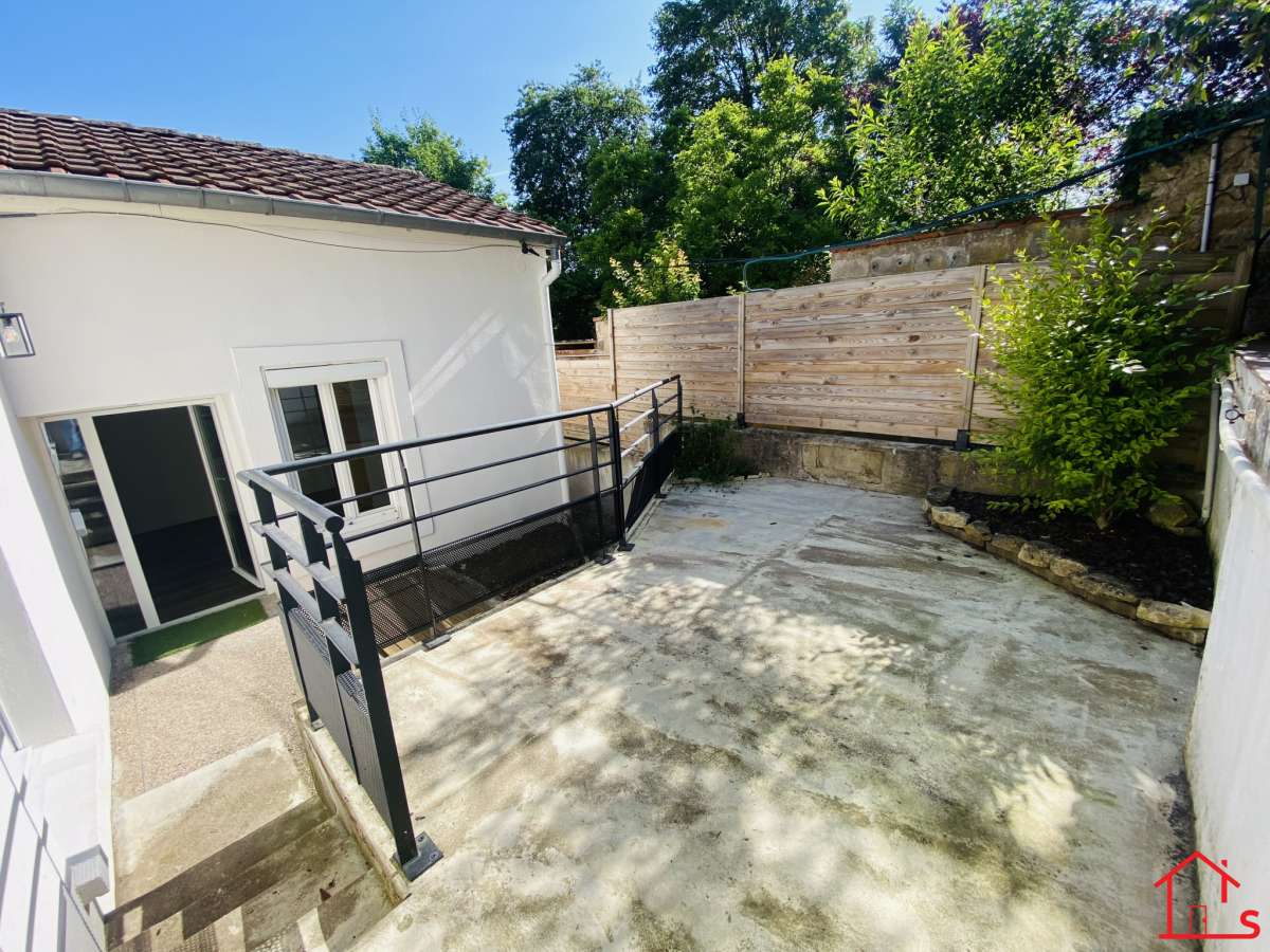 Maison rénovée avec charme, idéale pour un premier achat ou un investissement locatif