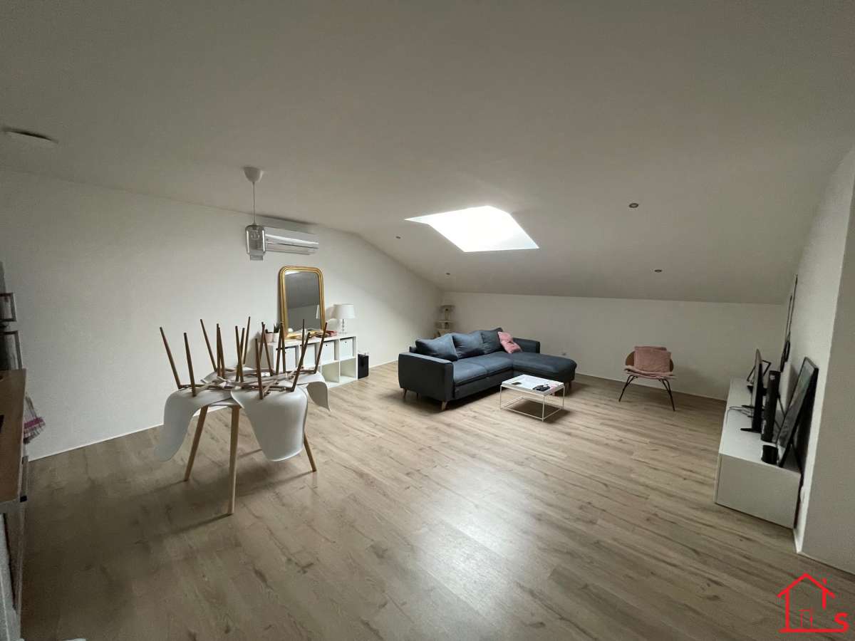 Appartement F2 au 2e étage avec climatisation