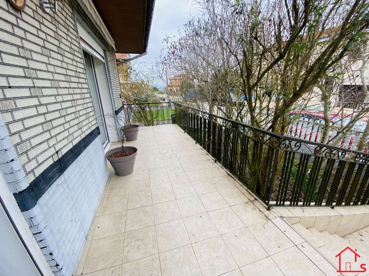 Maison 104 m2 à Dieulouard, Quartier Calme