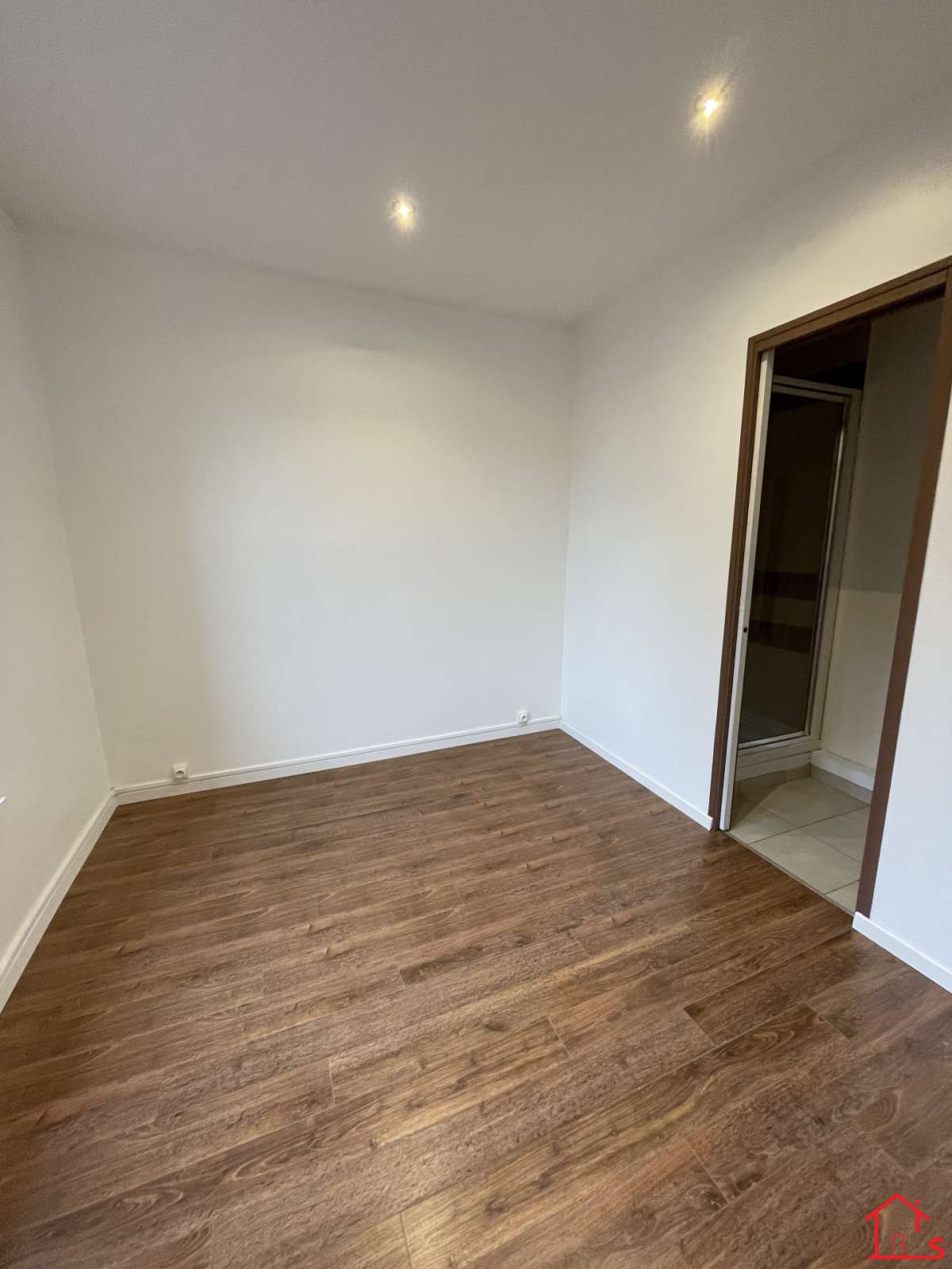 Appartement F2 proche IUT Charlemagne à NANCY*