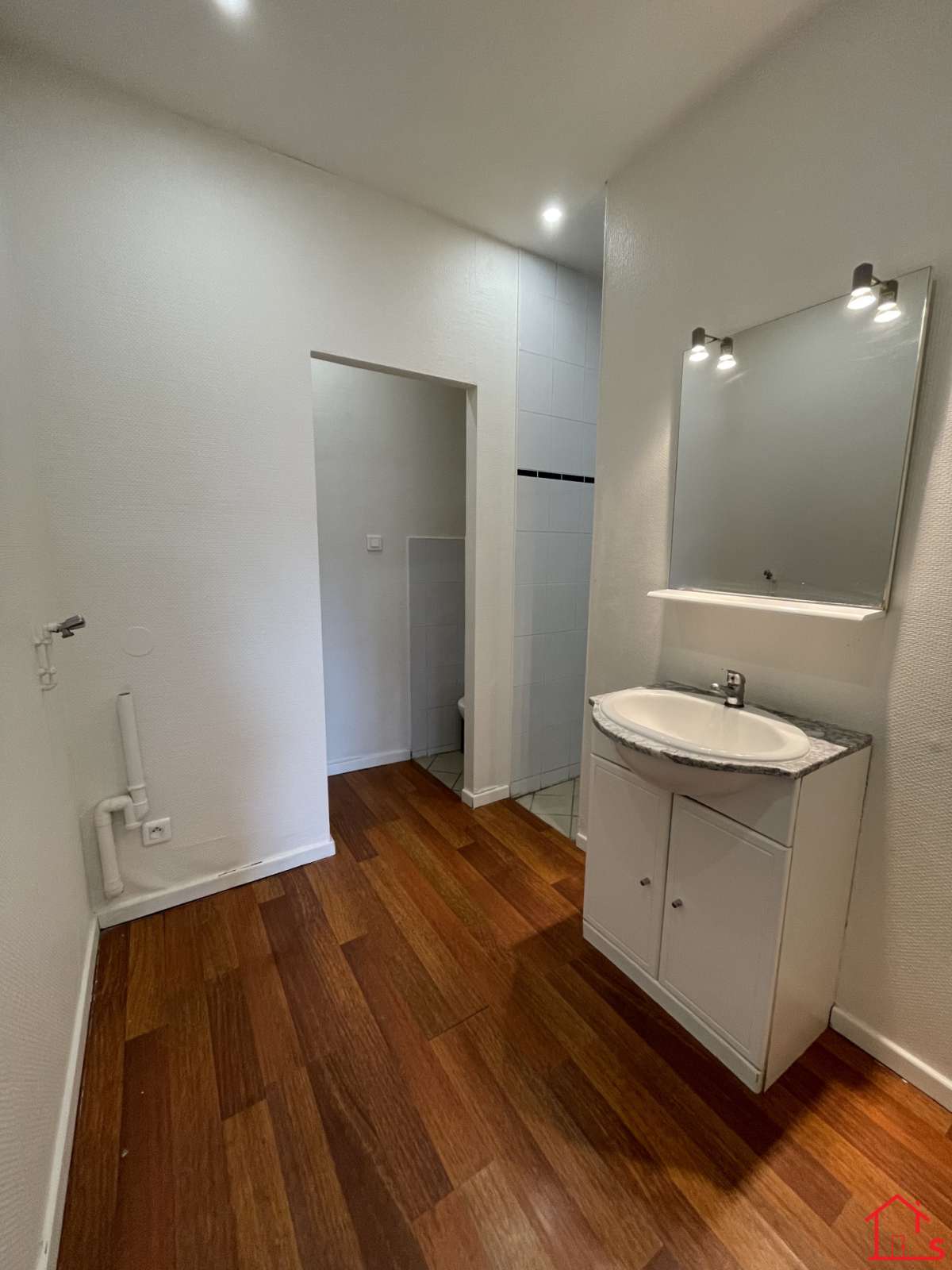 Appartement F1 Bis au deuxième étage à PONT-À-MOUSSON *