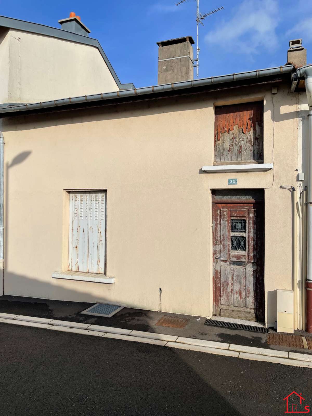 Maison 2 pièces 60 m2 à renover entierement