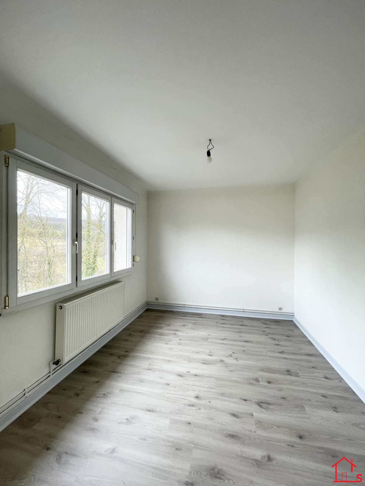 Appartement F2 à BELLEVILLE