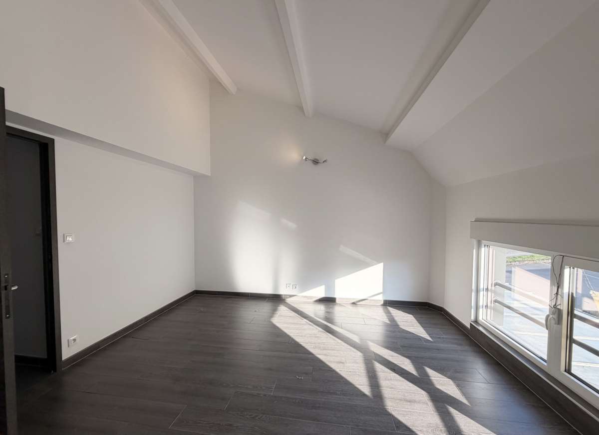 Maison F5 - MARBACHE*