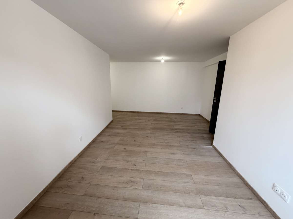 Maison F5 - AUTREVILLE SUR MOSELLE *