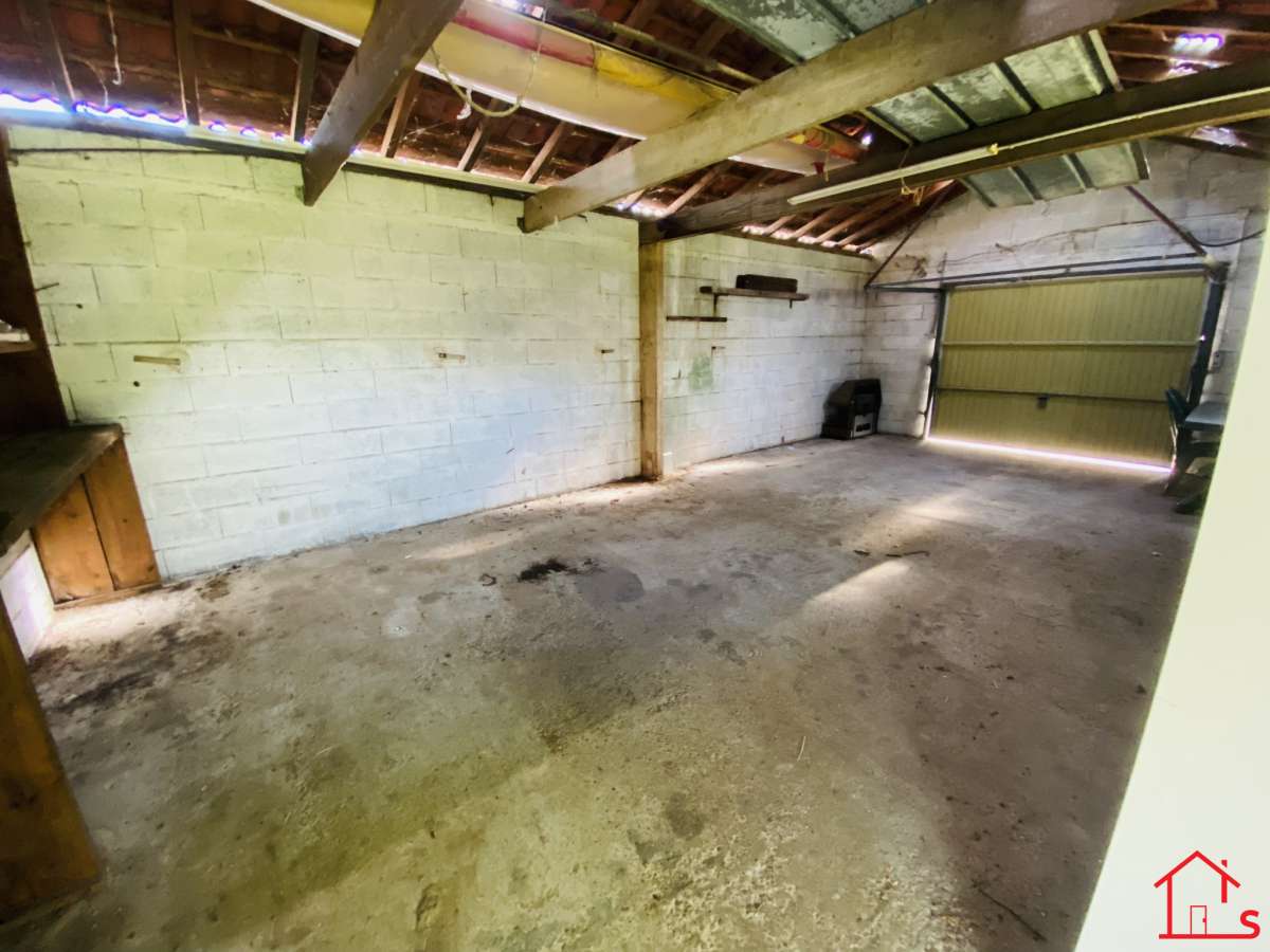 Maison pleine de charme entre Metz et Nancy   Belleville   +1000 m2 de terrain