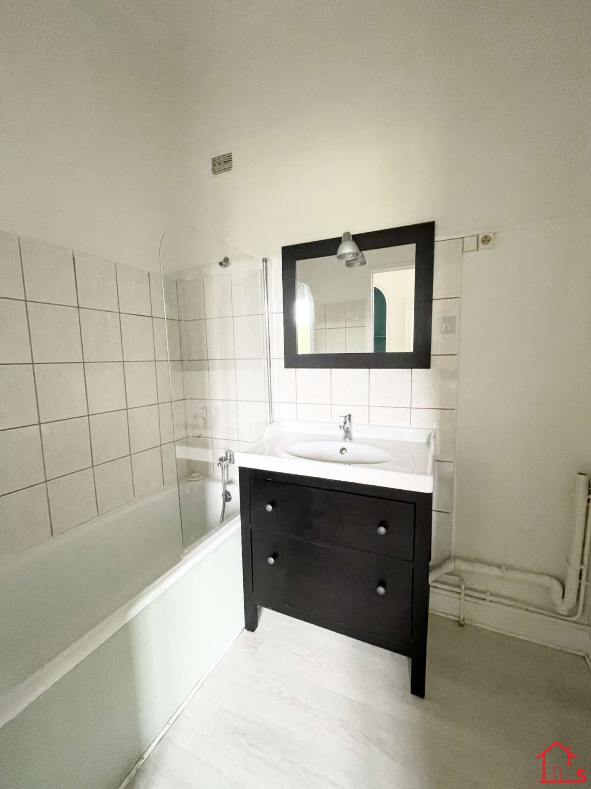 Appartement F2 meublé à NANCY*