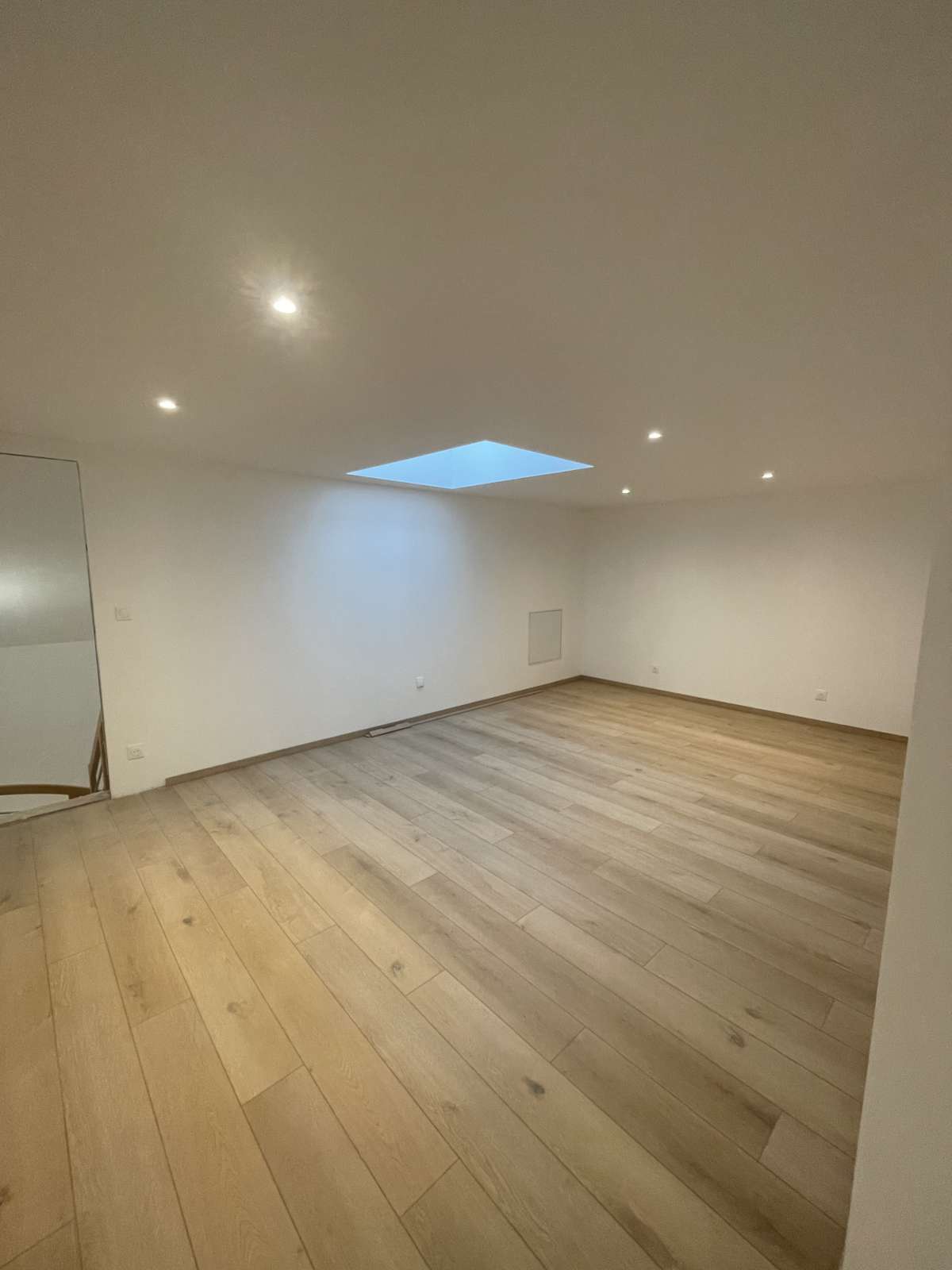 Maison F5 - AUTREVILLE SUR MOSELLE *