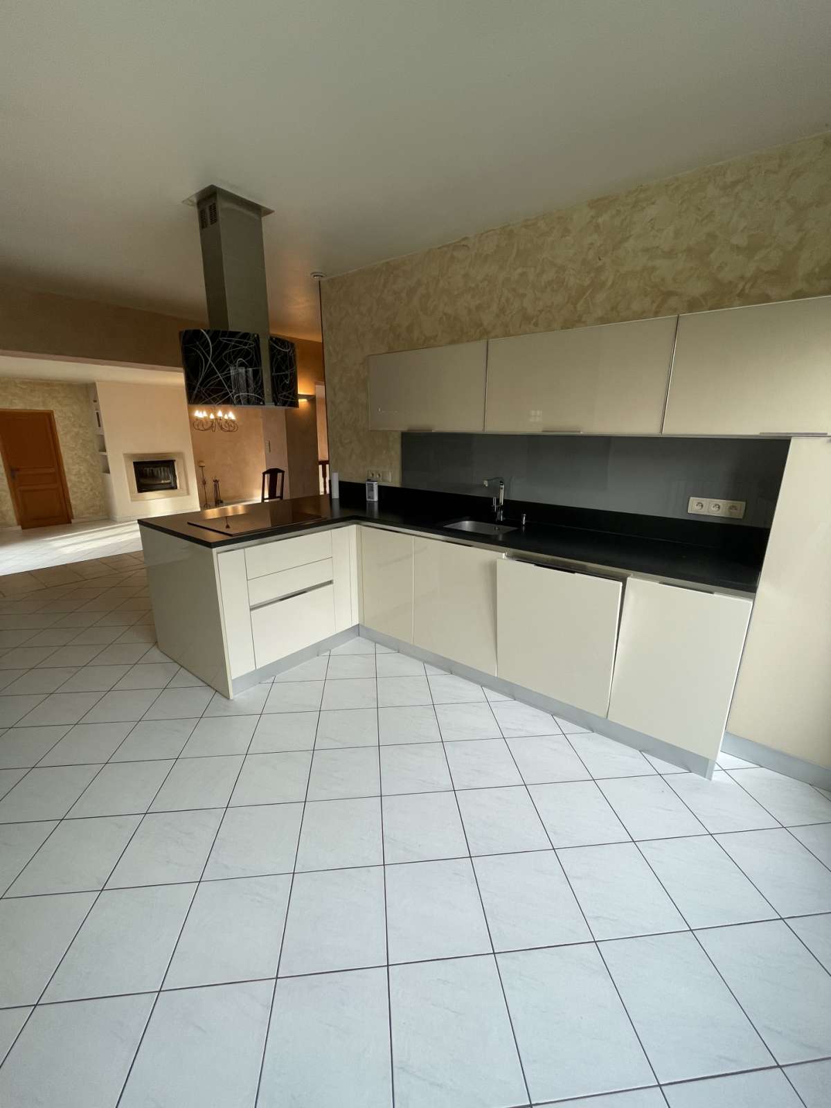 Maison F7 - LIMEY-REMENAUVILLE *