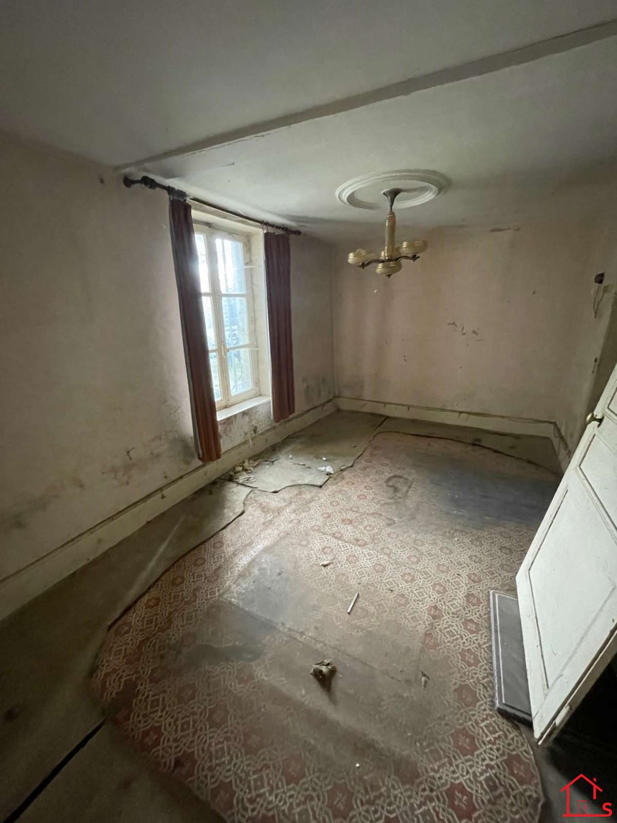Maison 2 pièces 60 m2 à renover entierement