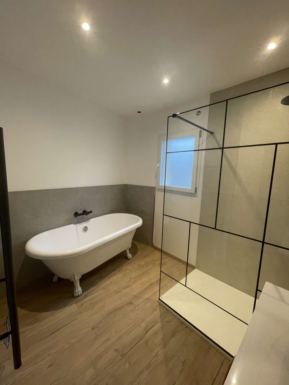 Maison F5 - AUTREVILLE SUR MOSELLE *