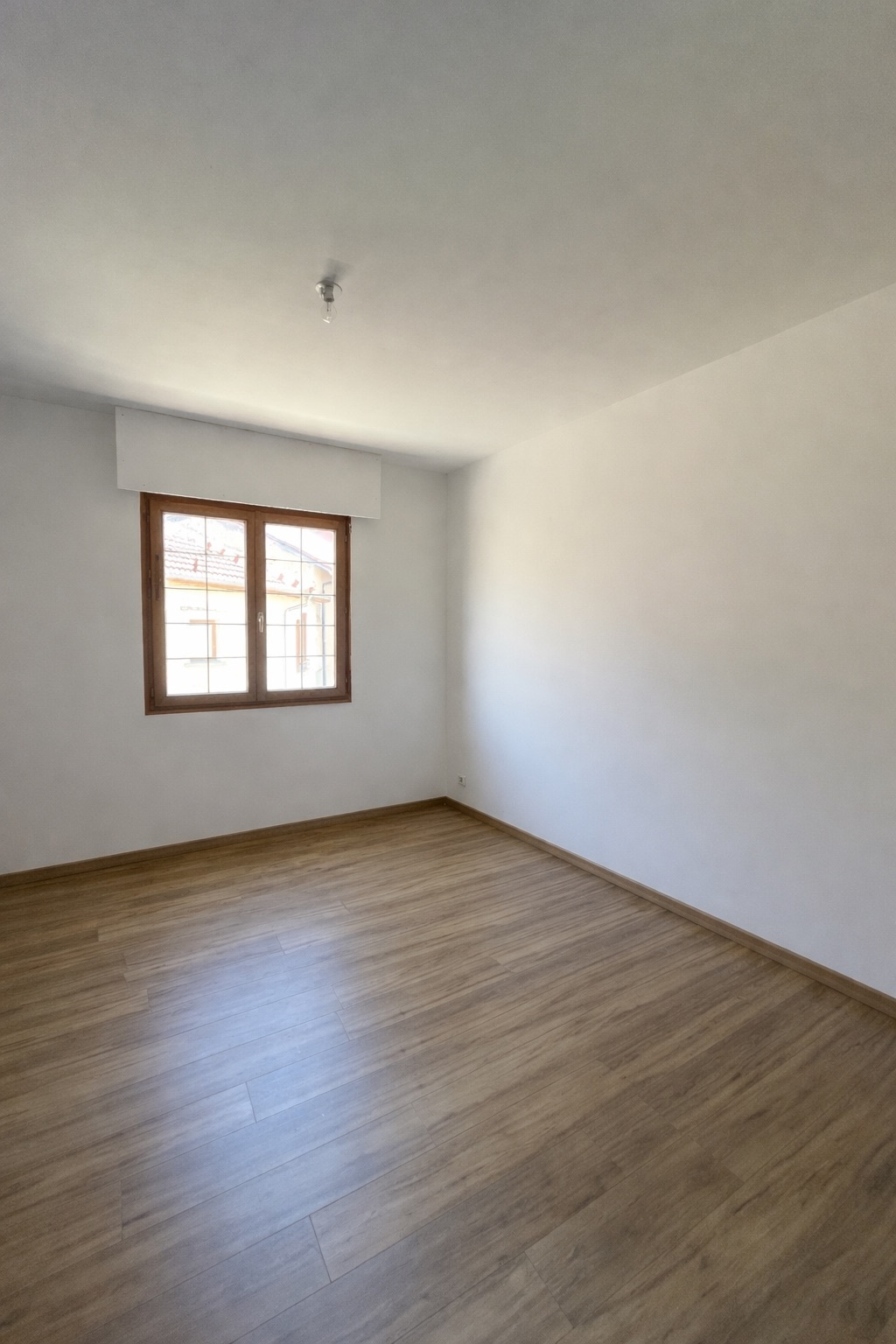 Appartement F4 - BELLEVILLE*