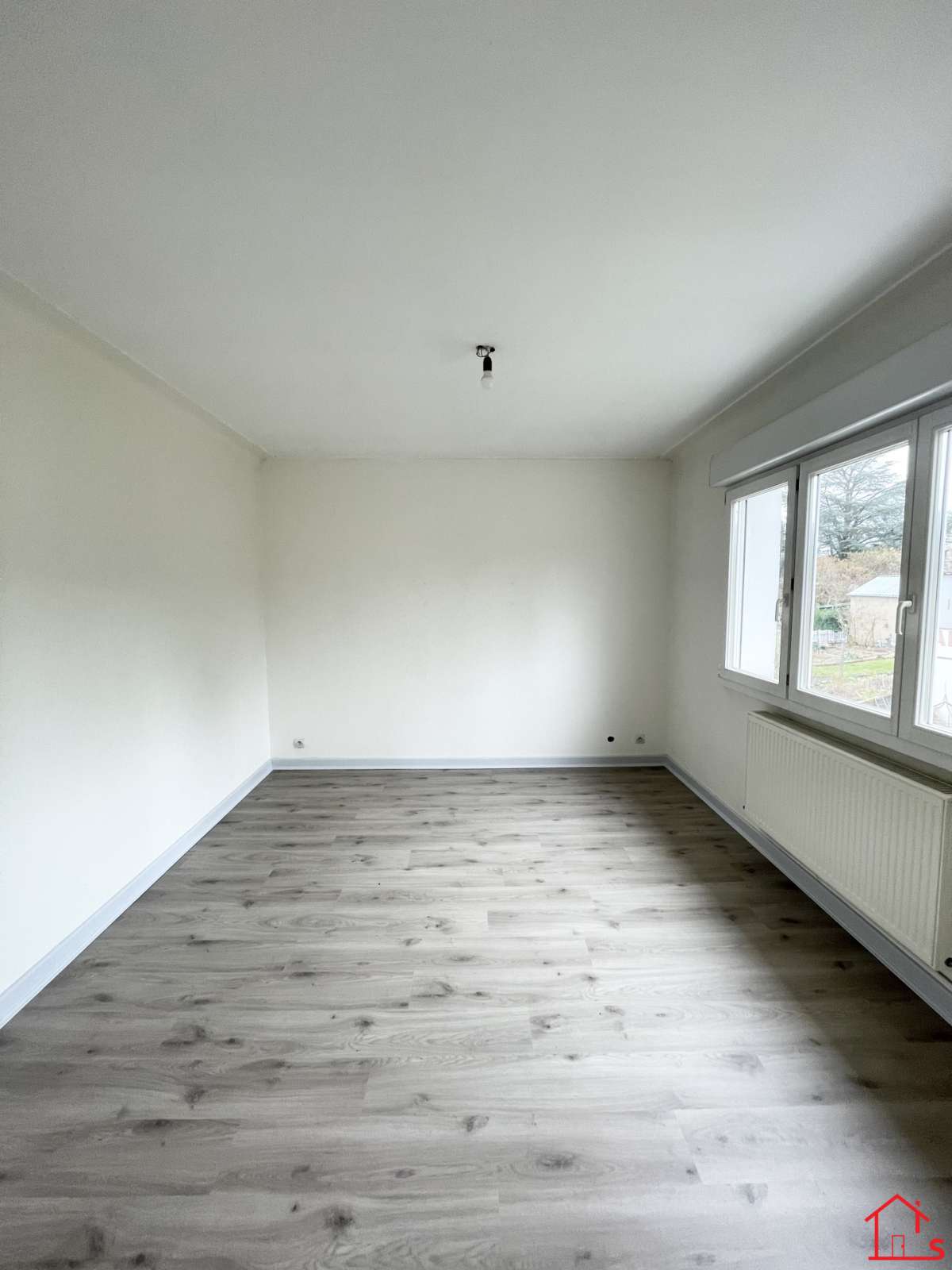Appartement F2 à BELLEVILLE