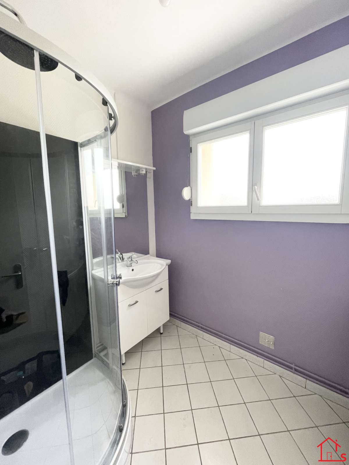 Appartement F2 à BELLEVILLE