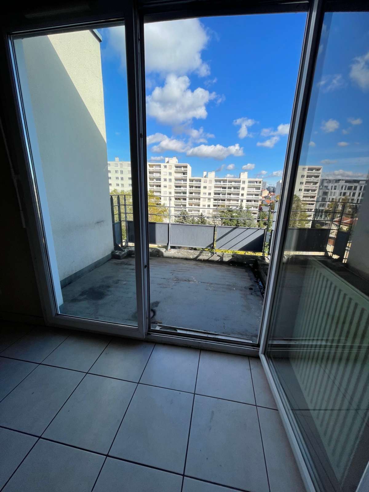 Appartement - LYON 8EME