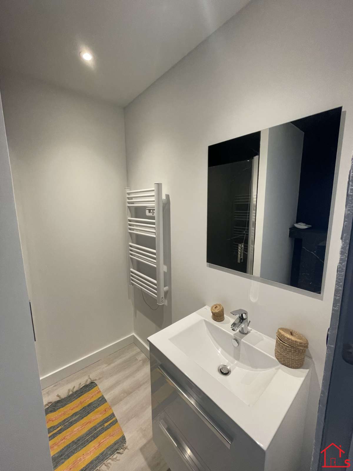 Appartement F2 neuf et meublé NANCY *