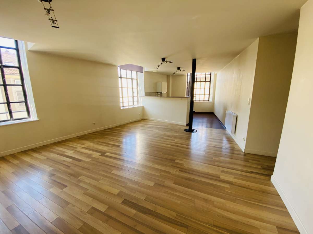 APPARTEMENT F3 LUMINEUX au Coeur de PONT À MOUSSON