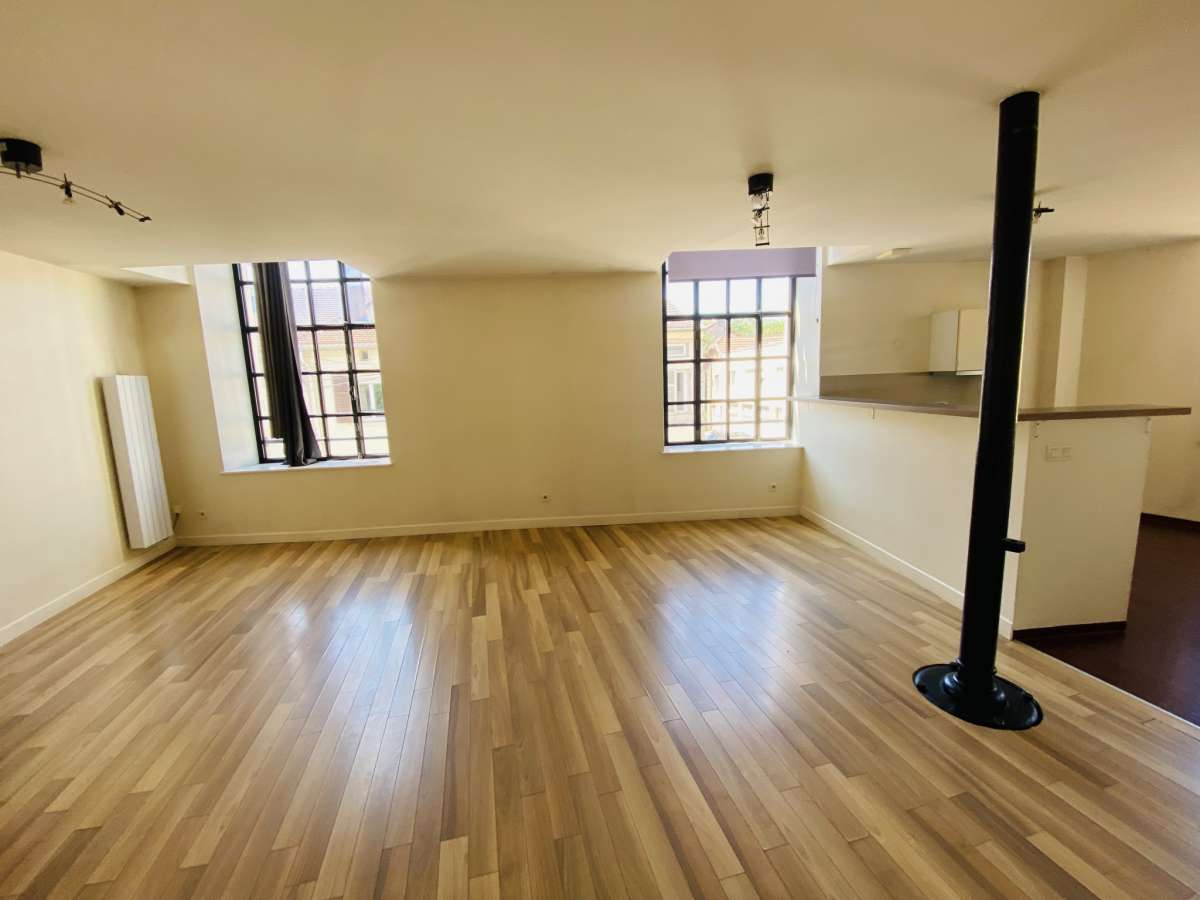 APPARTEMENT F3 LUMINEUX au Coeur de PONT À MOUSSON