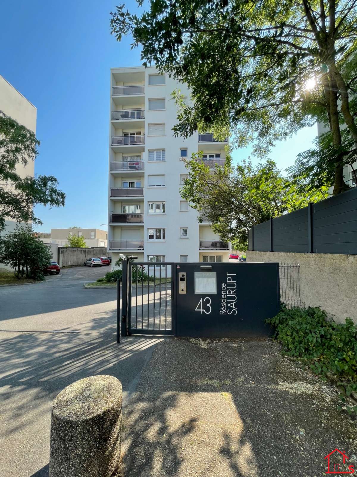 Studio quartier Saurupt avec place de parking NANCY