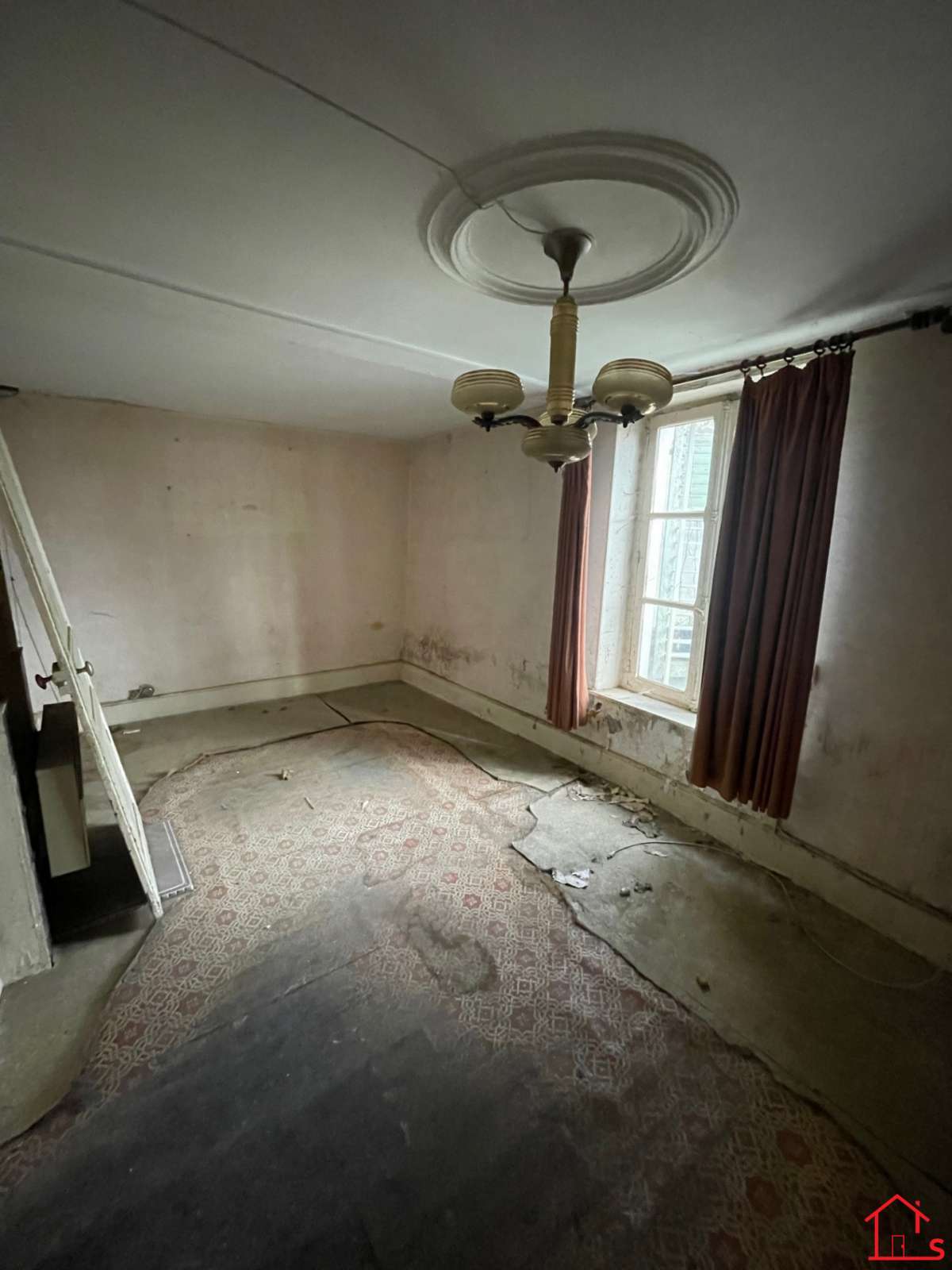 Maison 2 pièces 60 m2 à renover entierement