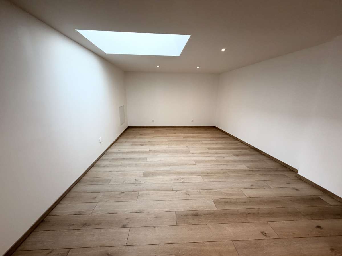 Maison F5 - AUTREVILLE SUR MOSELLE *