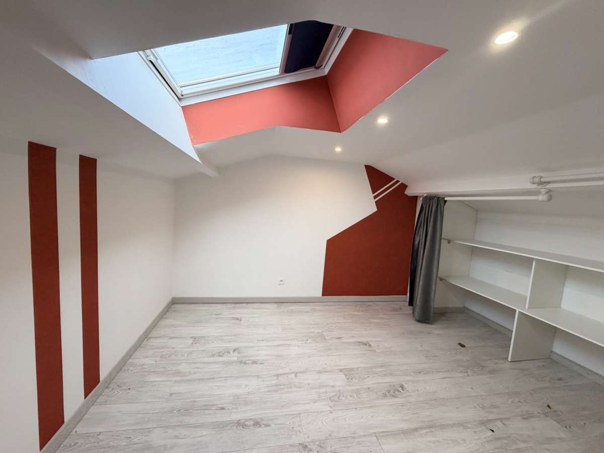 Maison F5 - MARBACHE*