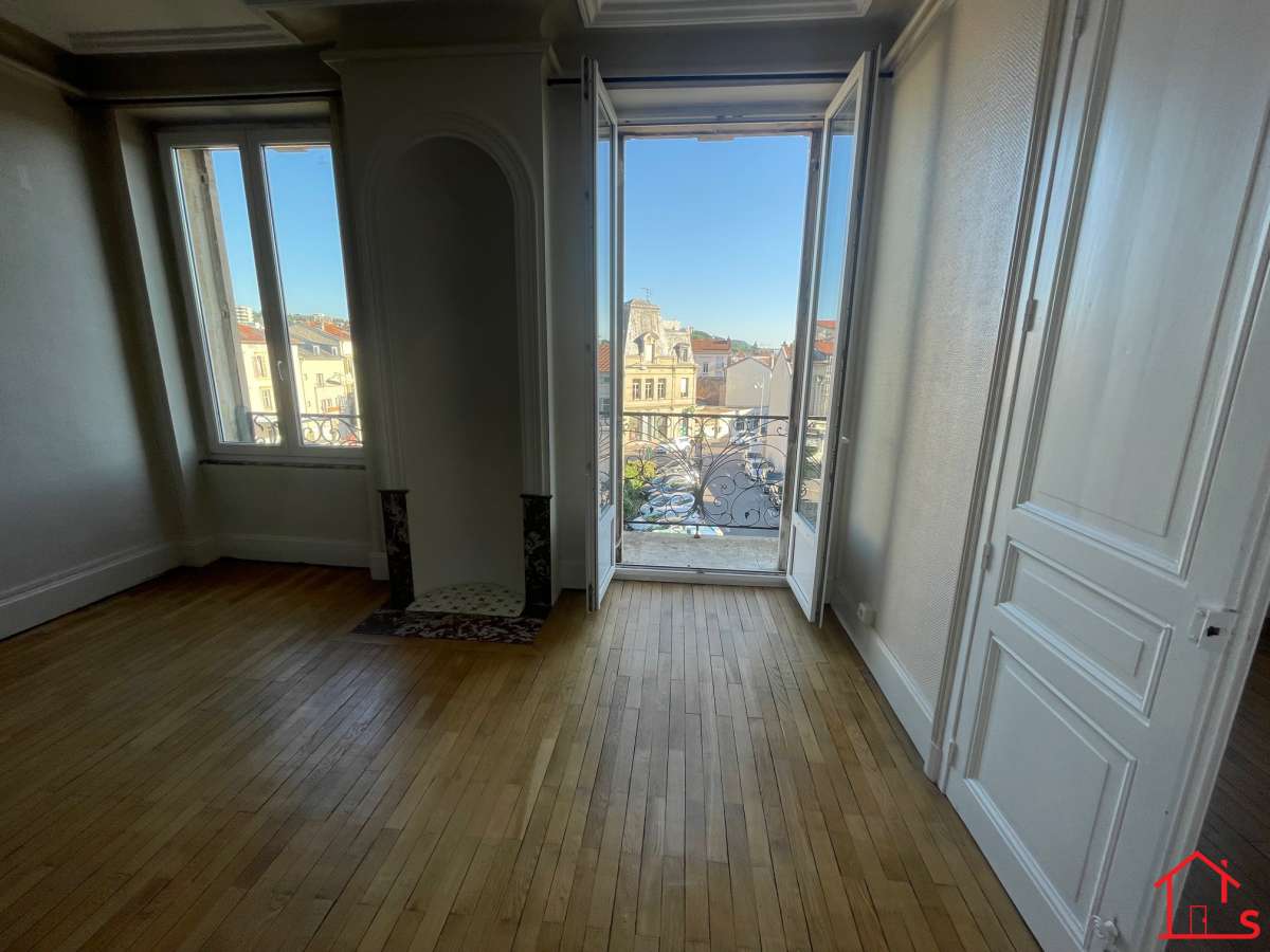 Appartement F3 - NANCY *