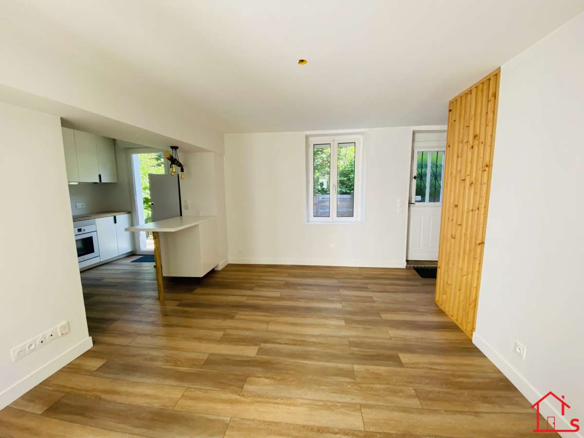 Maison rénovée avec charme, idéale pour un premier achat ou un investissement locatif