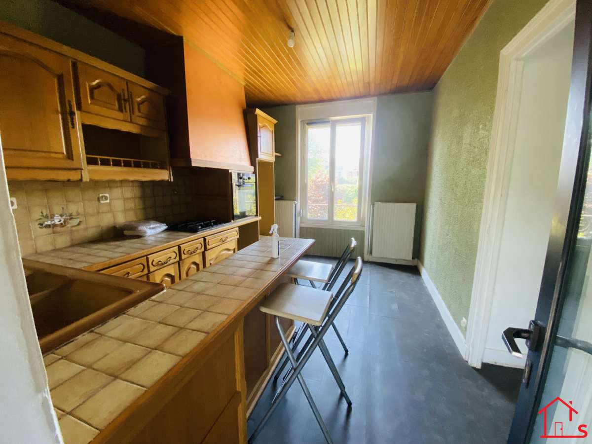 Maison pleine de charme entre Metz et Nancy   Belleville   +1000 m2 de terrain