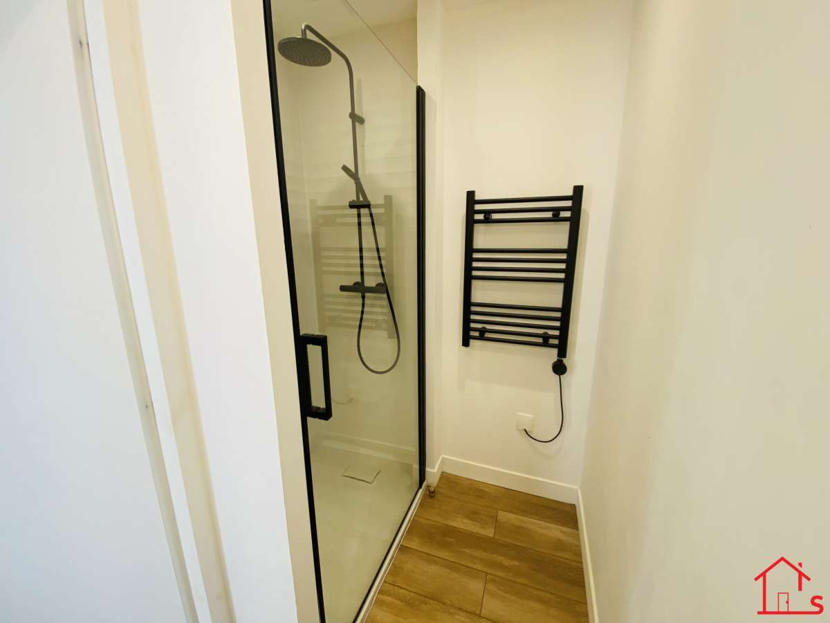 Maison rénovée avec charme, idéale pour un premier achat ou un investissement locatif