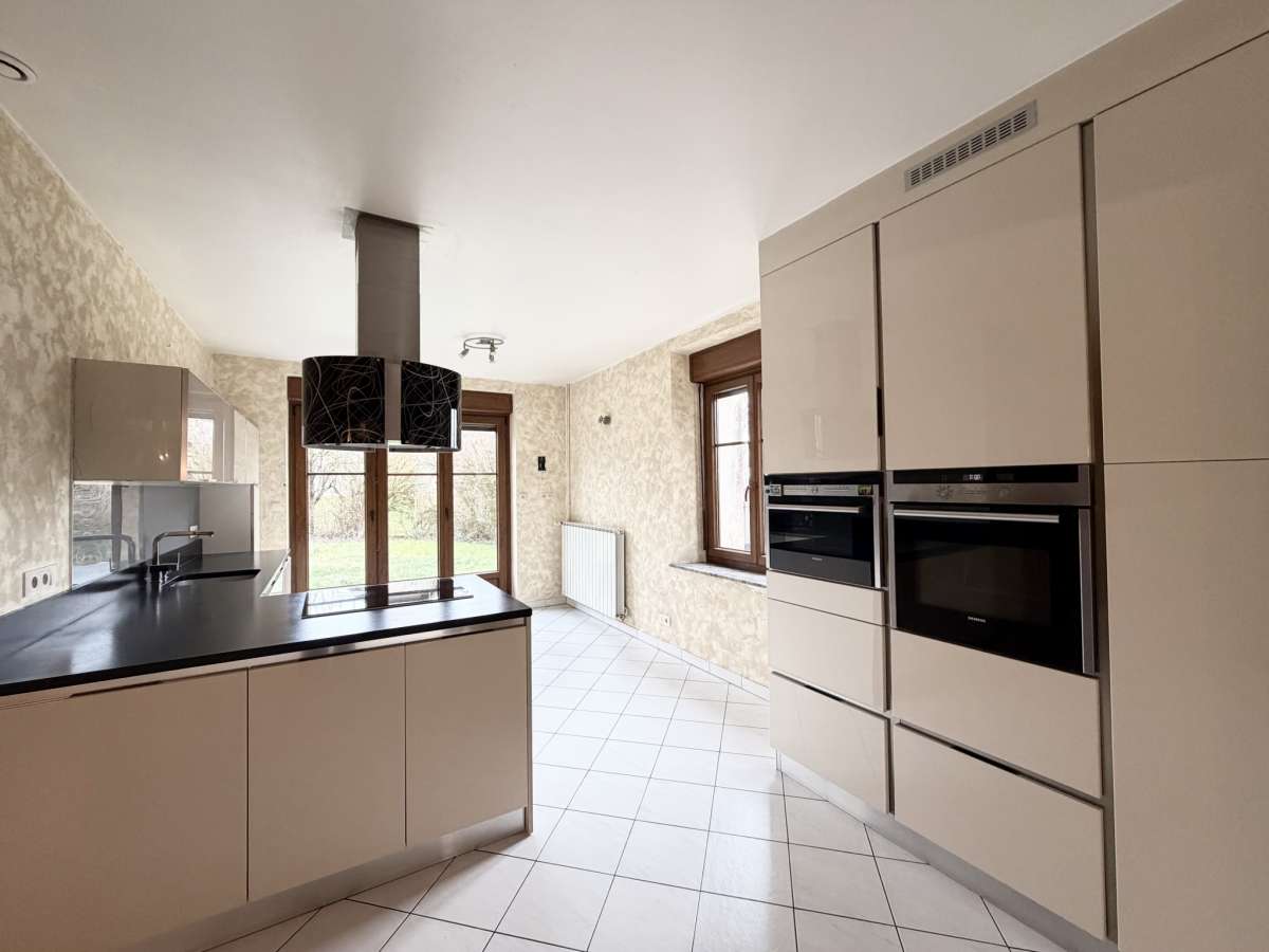 Maison F7 - LIMEY-REMENAUVILLE *