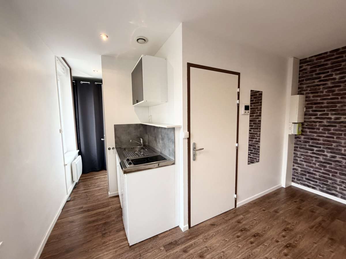 Appartement F2 - NANCY*